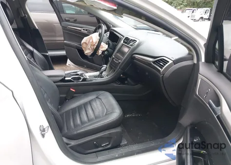 2013 Ford Fusion Hybrid Se from USA, damaged, VIN 3FA6P0LU1DR188415